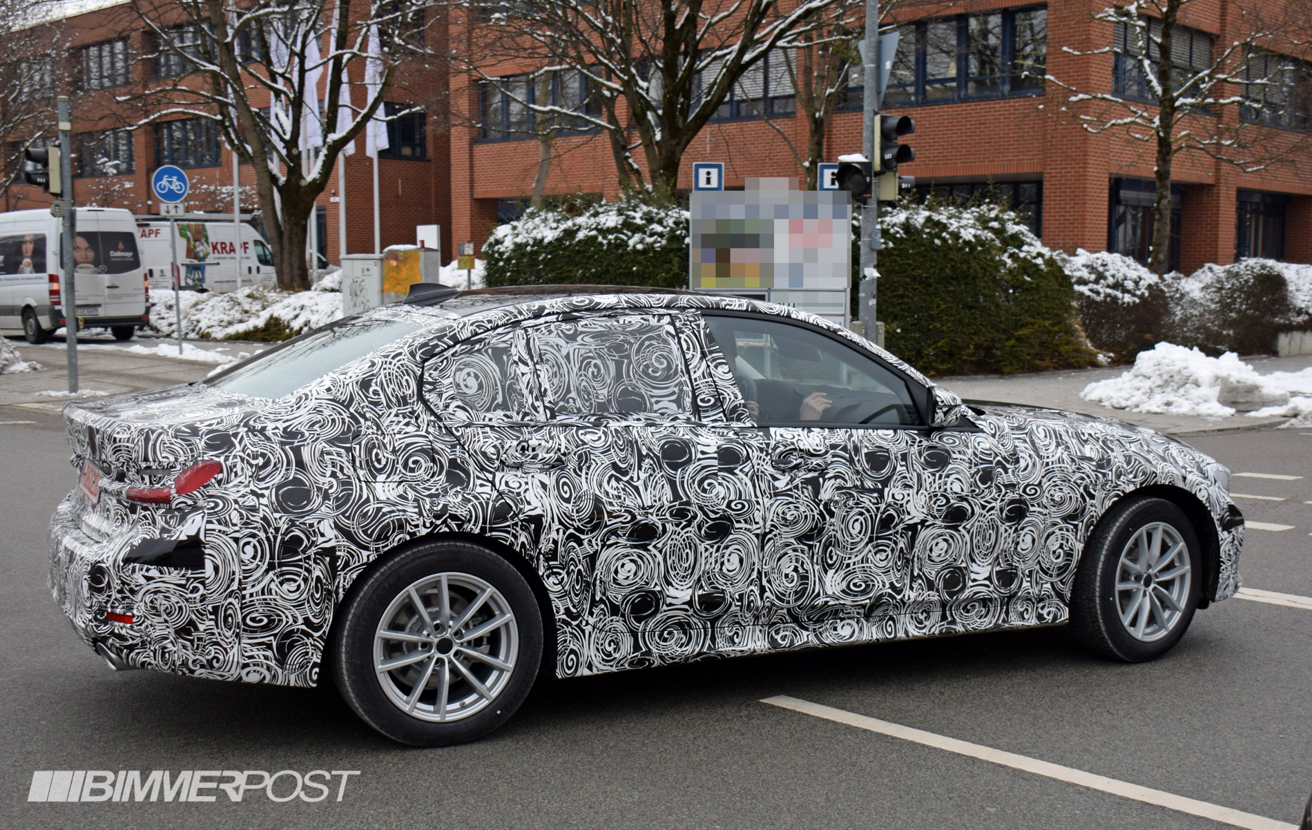 BMW%203%20Less%20camo%2021.jpg?w=119&h=1