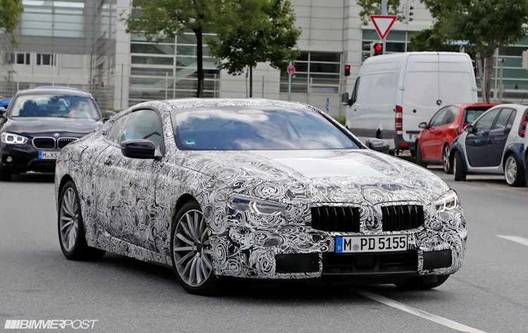 2019 - [BMW] Série 8 (G14/G15) - Page 8 BMW%208%20Coupe%20Production%20Lights%203