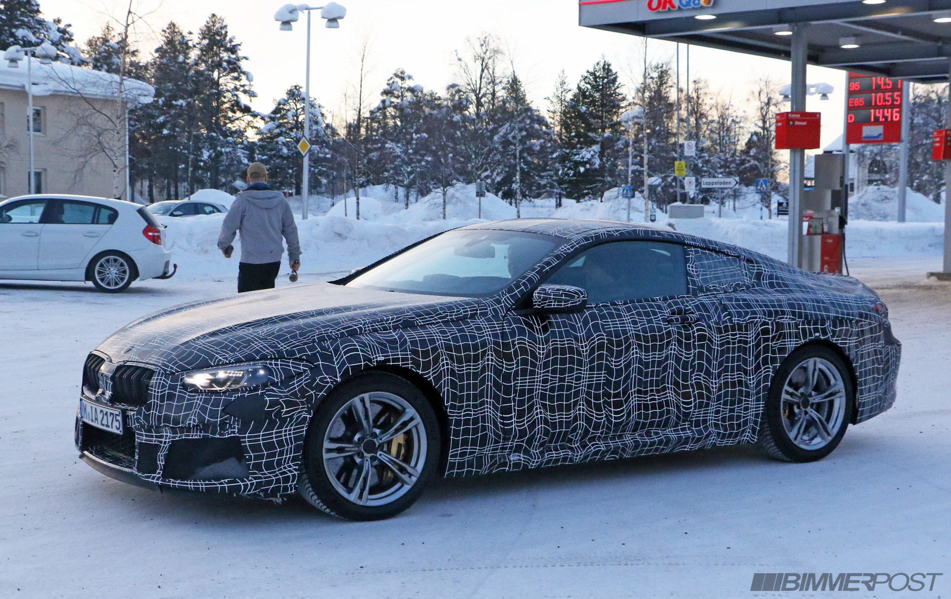 BMW%20M8%20Coupe%207.jpg?w=128&h=135&fit