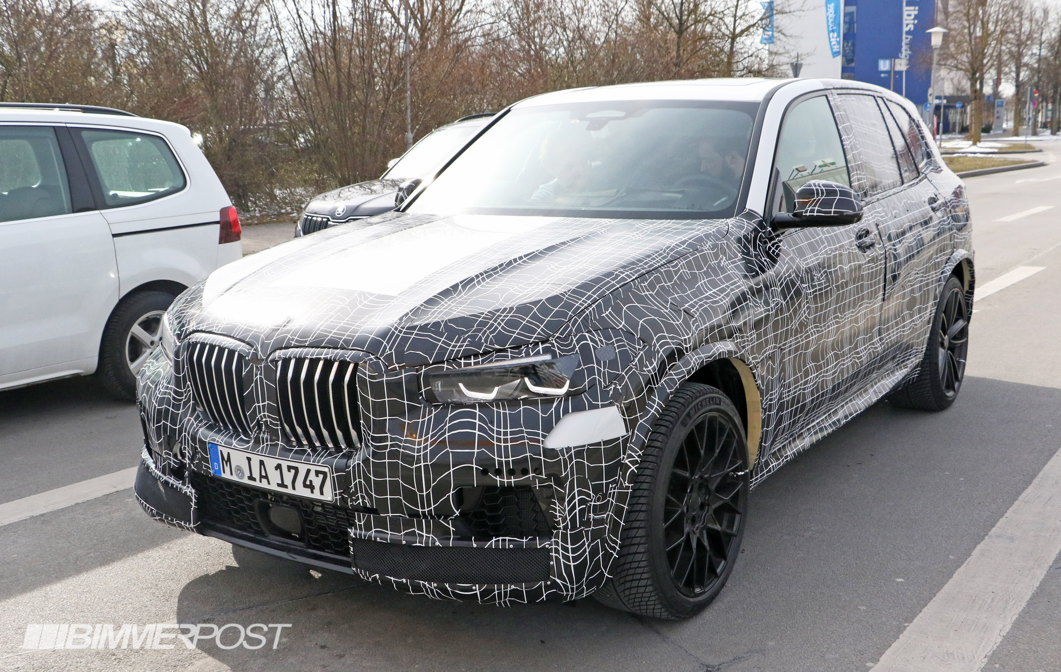 BMW%20X5M%202.jpg?w=134&h=135&fit=crop&c