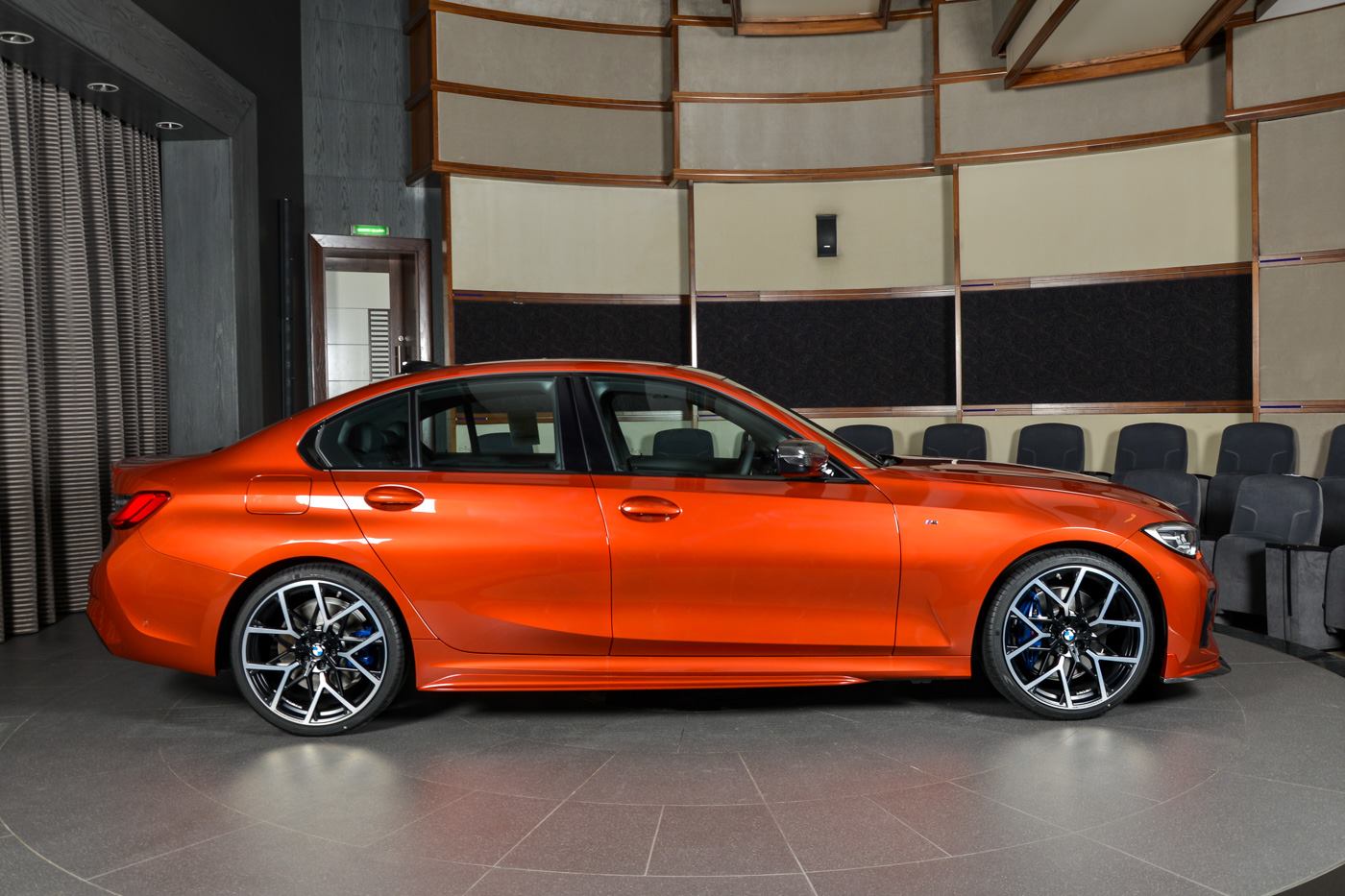 Оранжевый 1 1 20 август 2021. BMW 330i m Sport. BMW g20 оранжевая. BMW 330i g20. BMW f30 330i.
