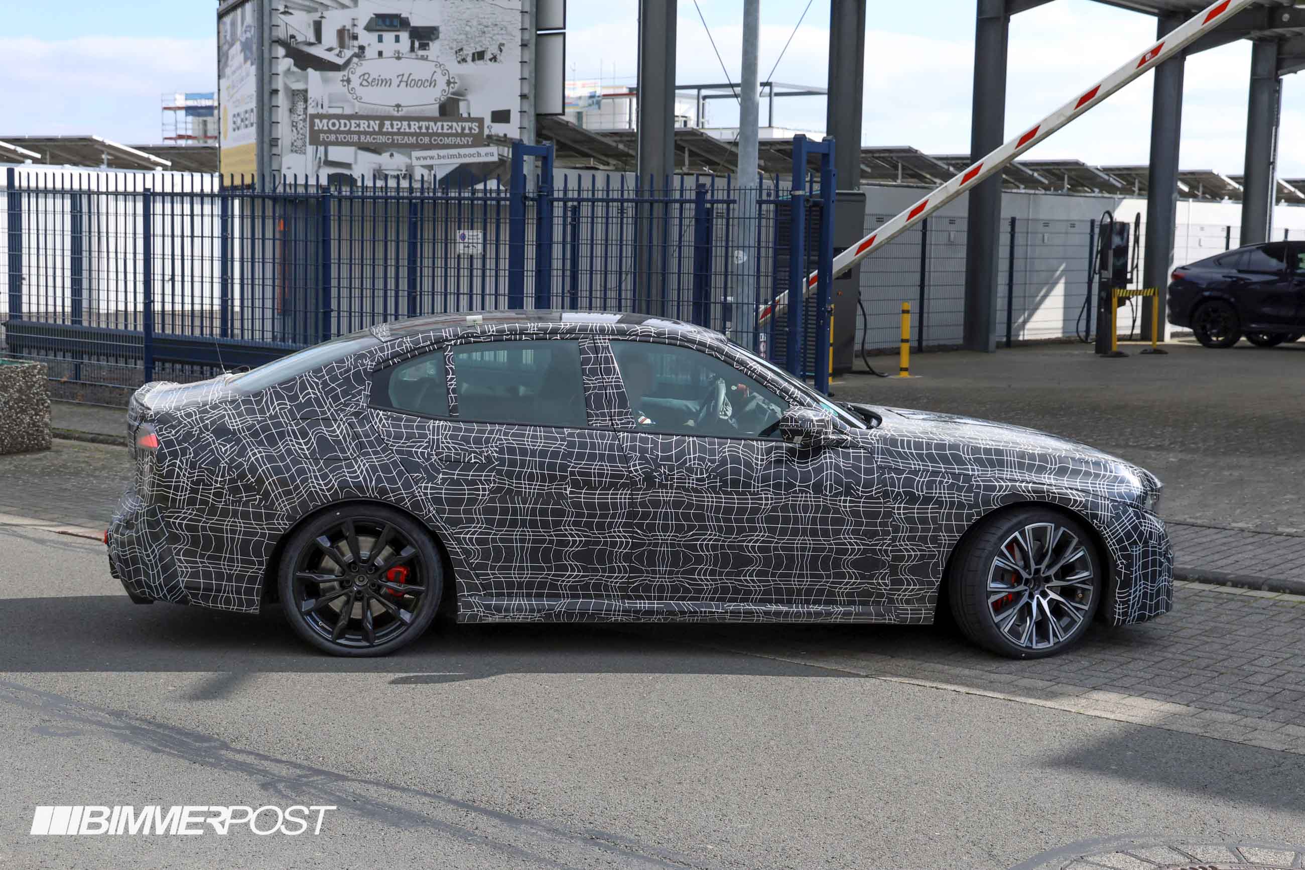 2027 BMW 3 Series G50: M350 image 2