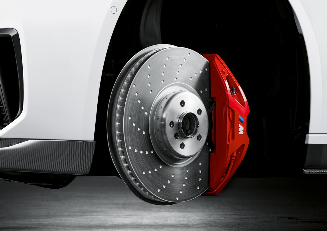 P90388597_highRes_the-new-bmw-5-series.jpg?w=1903&h=775&fit=clip&crop=edges
