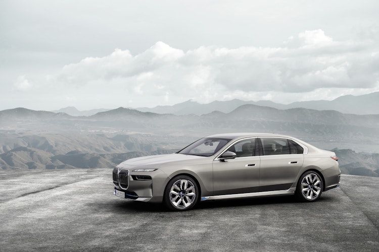 P90458174_The_new_BMW_i7_xDrive60._European_model_shown.jpg