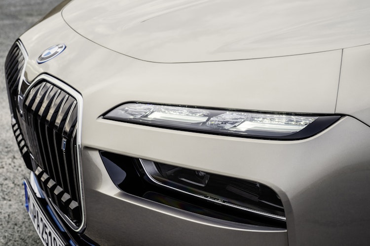 P90458177_The_new_BMW_i7_xDrive60._European_model_shown.jpg