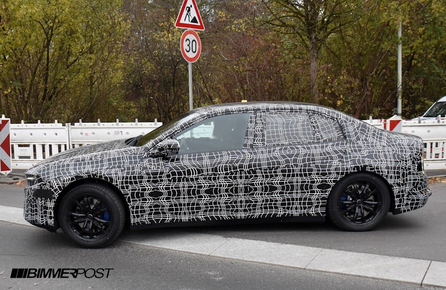 2026-bmw-i3-sedan-NA0-neue-klasse-spy-ph