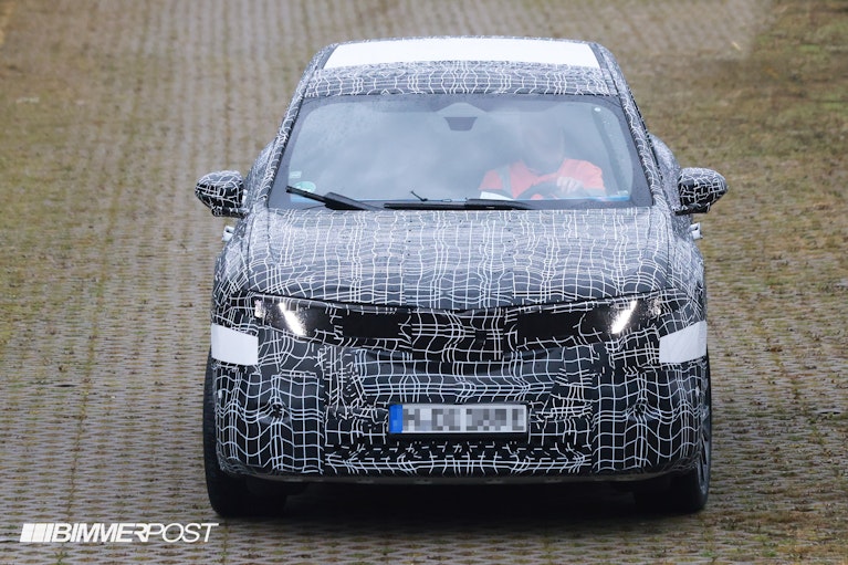 BMW%20iX3%202.jpg