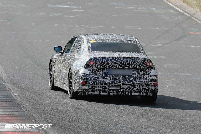 m3-ev-za0-12.jpg