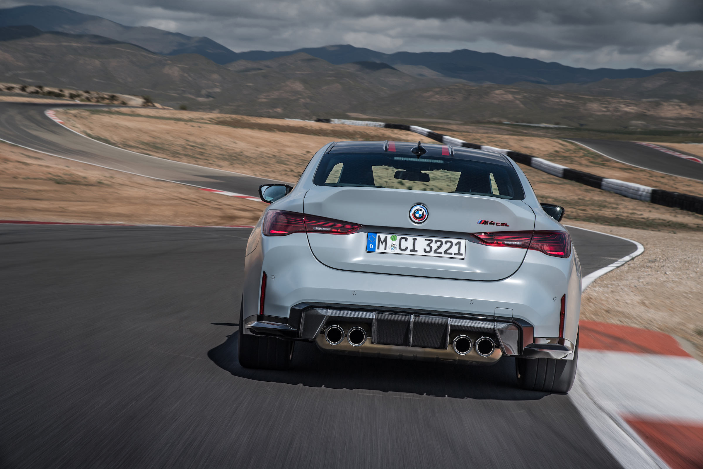 BMW%20M4%20CSL_Racetrack%20(10).jpg?w=14