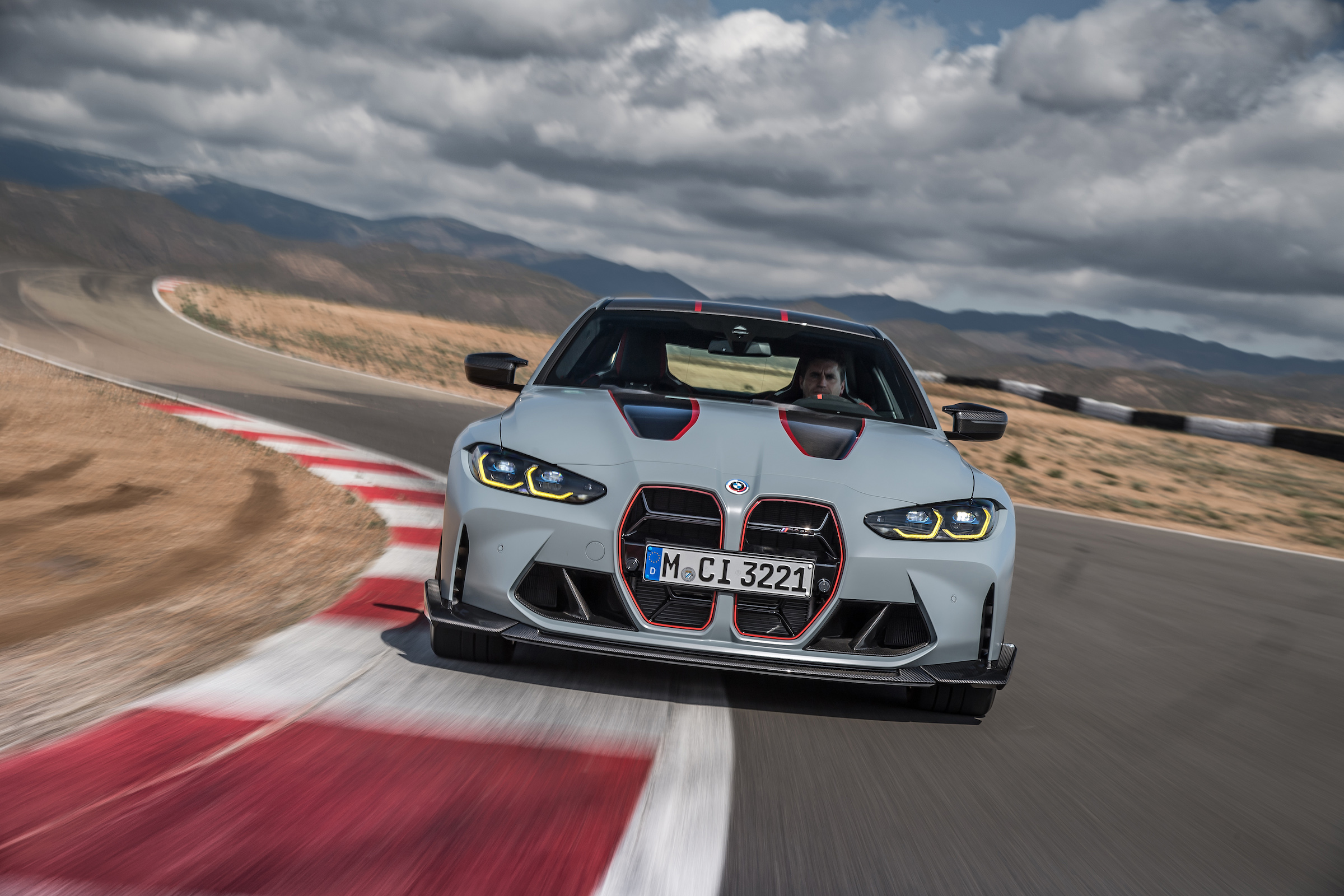 BMW%20M4%20CSL_Racetrack%20(9).jpg?w=142