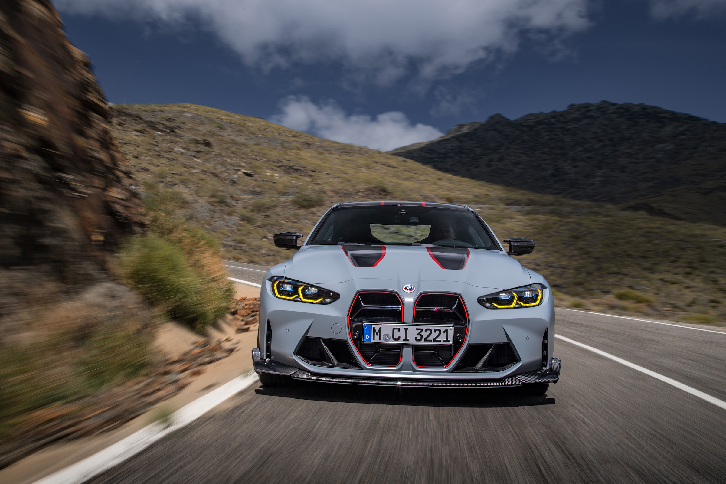 BMW%20M4%20CSL_Street%20(2).jpg?w=142&h=