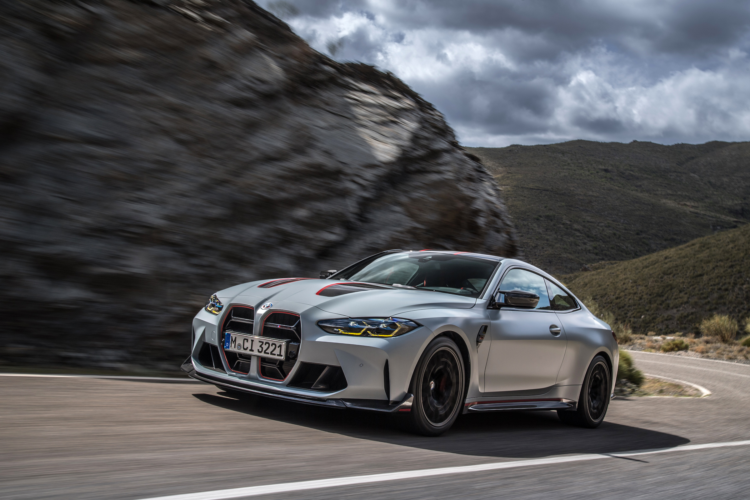 BMW%20M4%20CSL_Street%20(9).jpg?w=142&h=