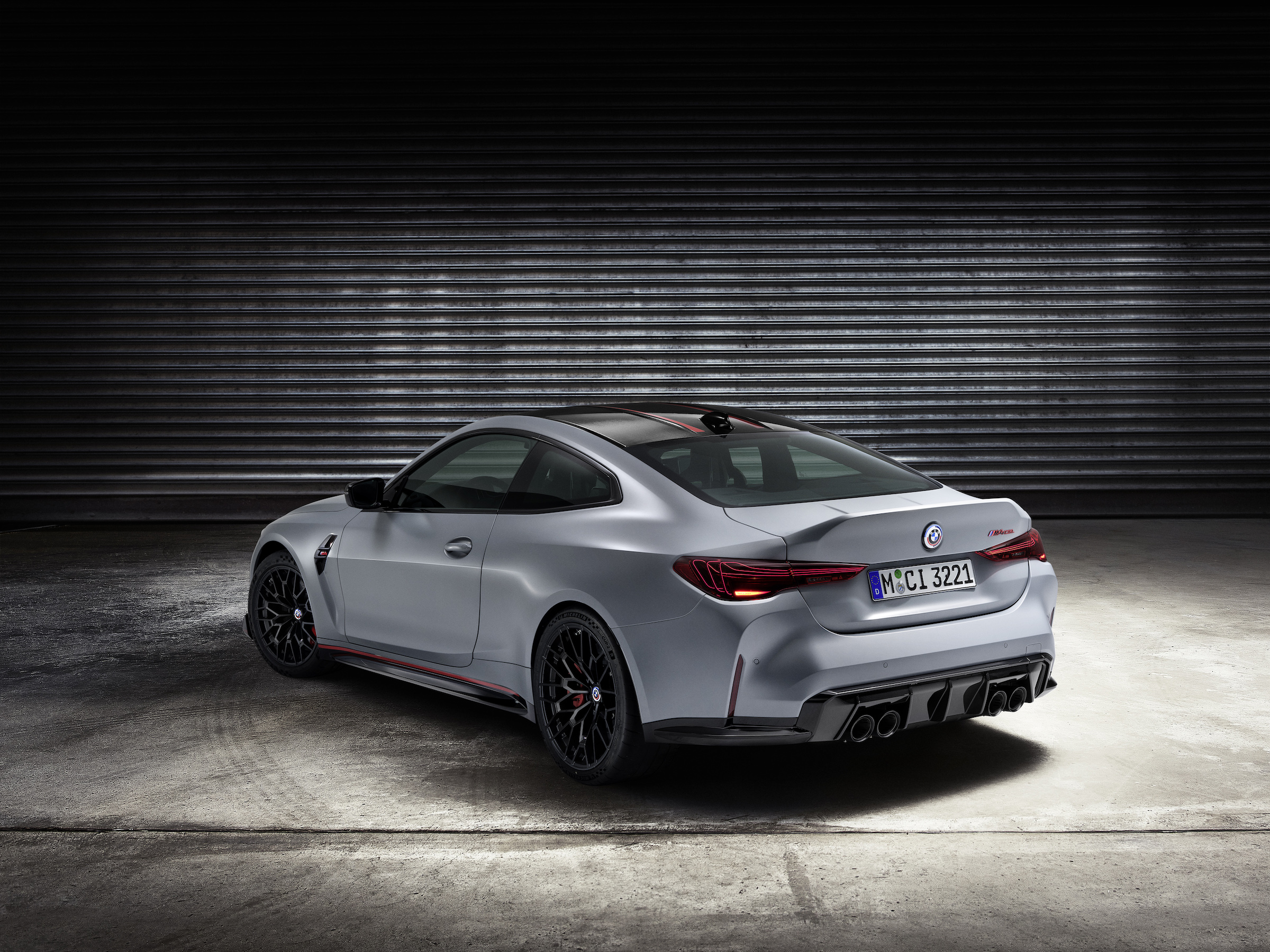 BMW%20M4%20CSL_Studio%20(2).jpg?w=142&h=