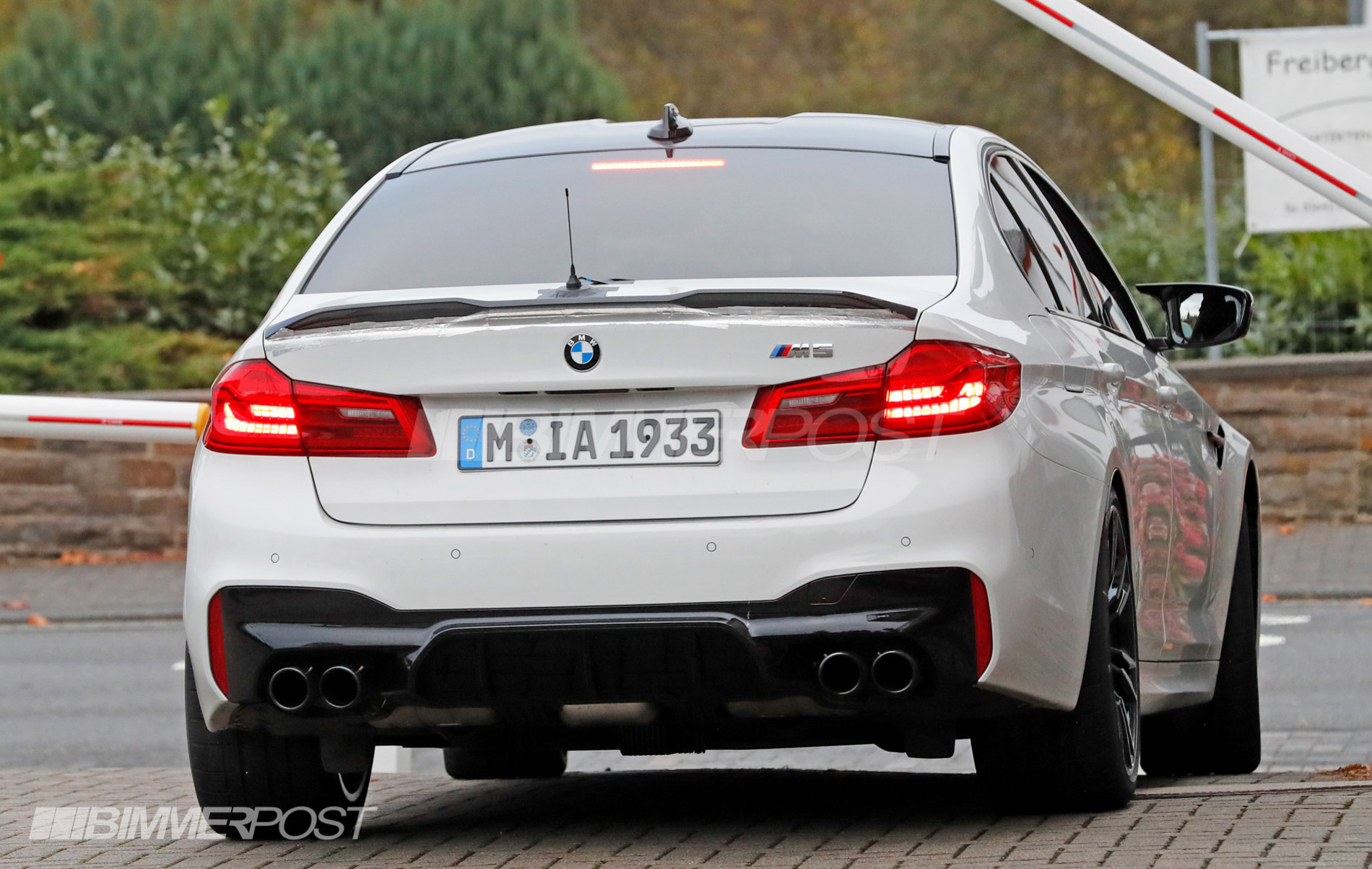 Пока м 5. BMW m5 CS 2021. BMW m5 f90 CS. БМВ м5 ф90 ЦС. BMW m5 f90 CS 2021.