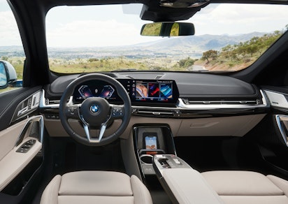 2022-2023 NEW BMW X1 U11 - Full Review 