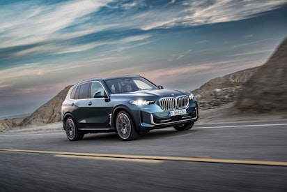 Introducing the 2024 BMW X5 and X6 LCI Facelift! - BMW X5 Forum (G05)